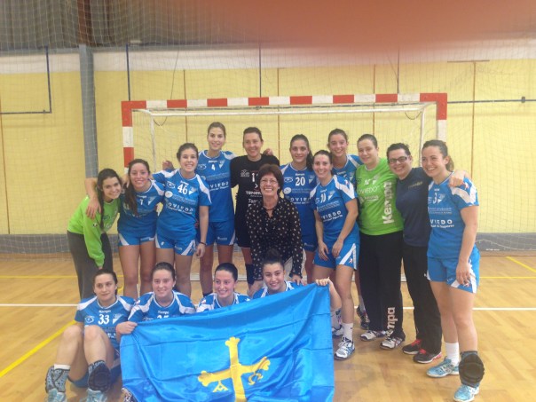 Familiares de Aida Palicio también animaron a nuestras jugadoras durante el encuentro